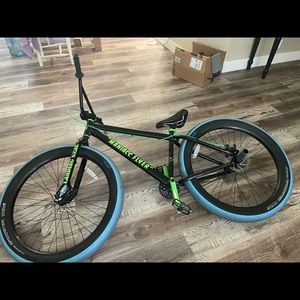 Meet your Posher, Caleb